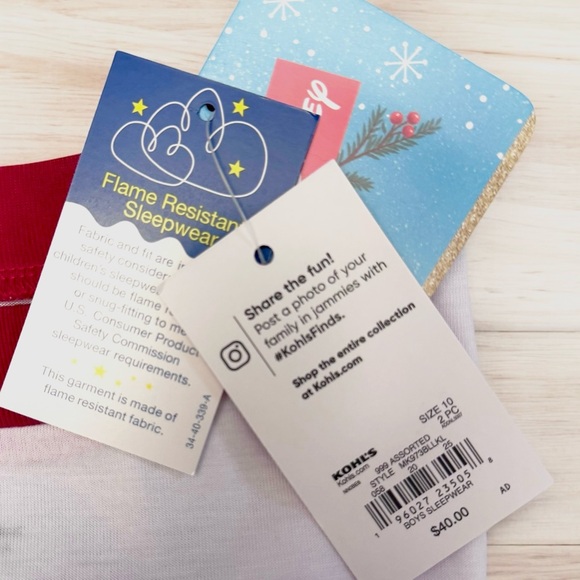 Disney Mickey Mouse Unisex Christmas Pajamas 2 Piece Set Size 10 NWT - Picture 11 of 12